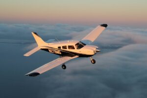 Oregon Flight School to Buy 10 Piper Aircraft