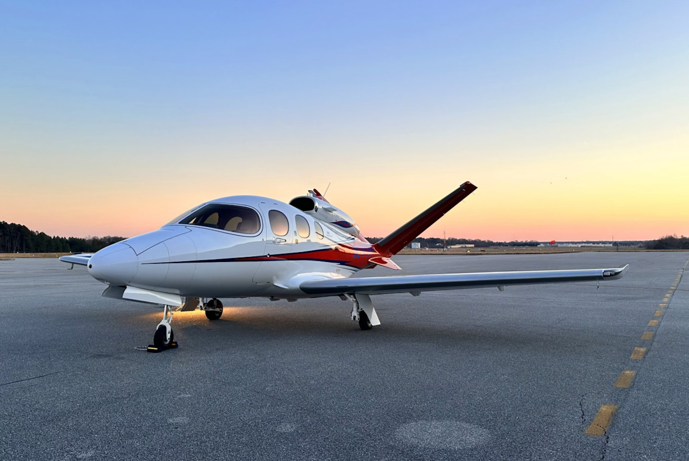This 2019 Cirrus SF50 G2 Vision Jet Is a Step Up and an ‘AircraftForSale’ Top Pick